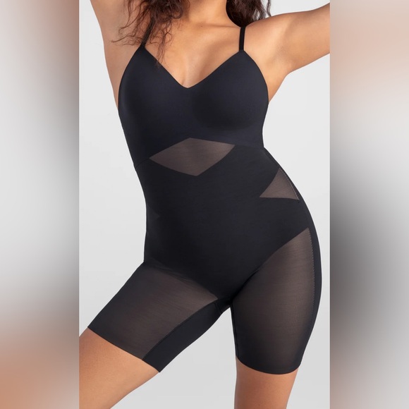 New with tags! Honeylove Black Shapewear Bodysuit